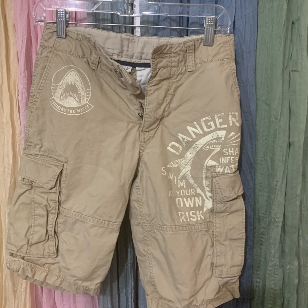 The Gap Shark Beware Cargos - 16